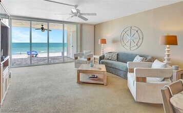1919 Gulf Shore Blvd N in Naples, FL - Building Photo - Building Photo