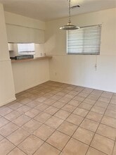 4315 Woodmont Dr in Houston, TX - Building Photo - Building Photo