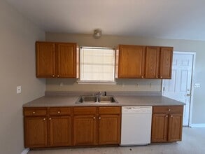 16043 J R Dr in Hammond, LA - Building Photo - Building Photo