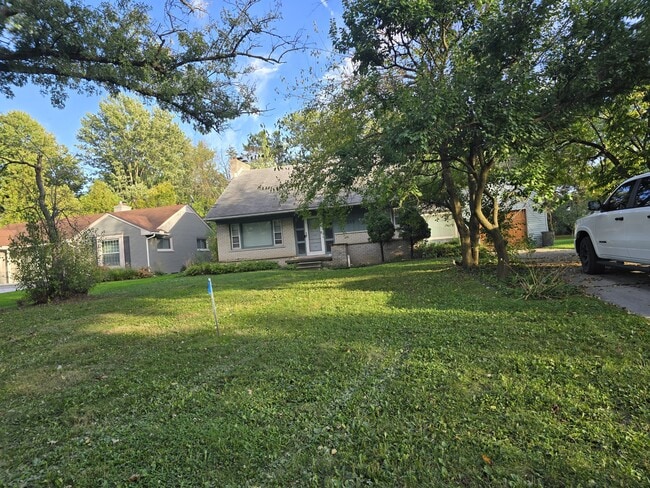 property at 2385 Rutherford Rd