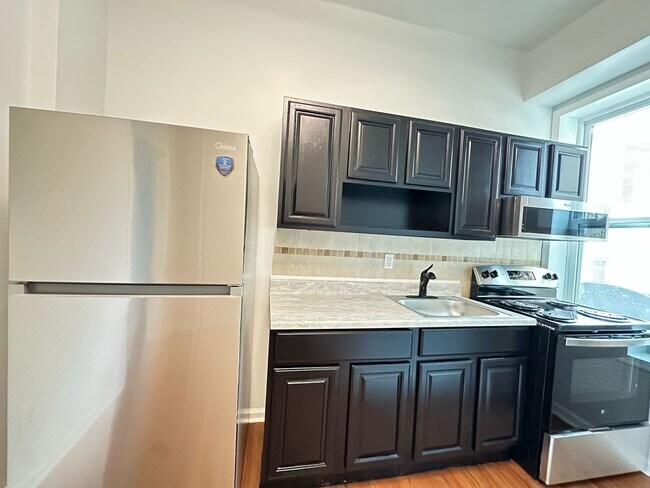 property at 1732 Master St