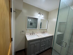 315 S Avenue 20, Unit 2 in Los Angeles, CA - Building Photo - Building Photo