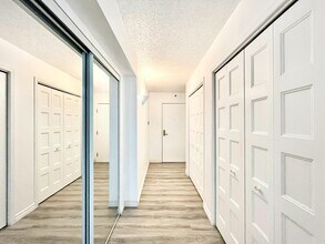 1625 Lincoln Av in Montréal, QC - Building Photo - Building Photo
