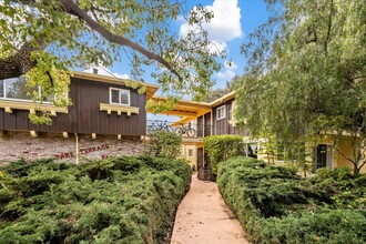 Park Terrace in Palo Alto, CA - Building Photo - Building Photo