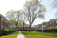 Brownstone and Main Union Apartments in Little Falls, NJ - Foto de edificio - Building Photo