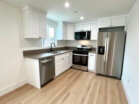 11943 Burton St, Unit 11943.5 in North Hollywood, CA - Building Photo