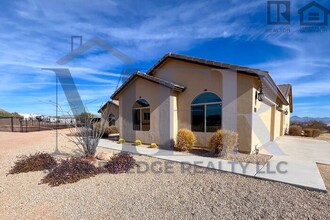 14238 E Morning Vista Ln in Scottsdale, AZ - Foto de edificio - Building Photo
