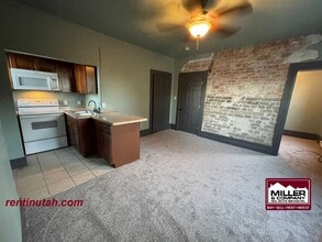 776 W North Temple St in Salt Lake City, UT - Foto de edificio - Building Photo