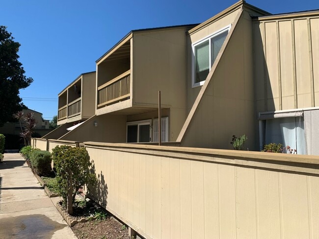 1461 Cypress St in San Dimas, CA - Building Photo - Building Photo
