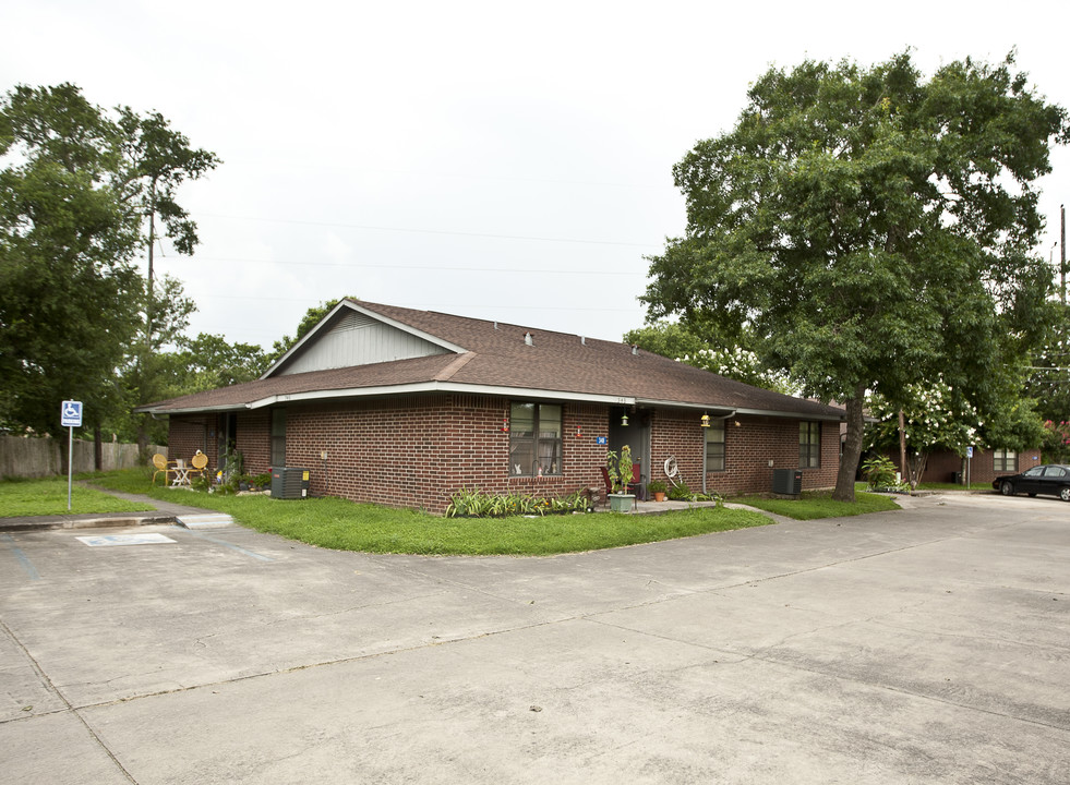 Onion Creek Village in Buda, TX - Building Photo