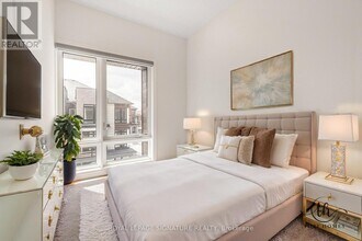 19 Gunton St in Aurora, ON - Building Photo - Building Photo