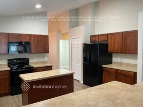 501 Blue Water Ave in Orange City, FL - Building Photo - Building Photo