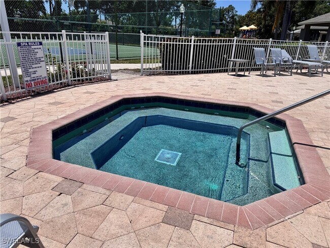 property at 17974 Oakmont Ridge Cir
