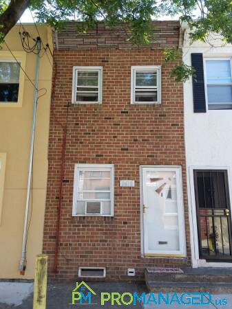 2618 E Madison St in Philadelphia, PA - Building Photo