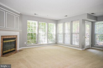 11204 Edson Park Pl-Unit -6 in Rockville, MD - Building Photo - Building Photo