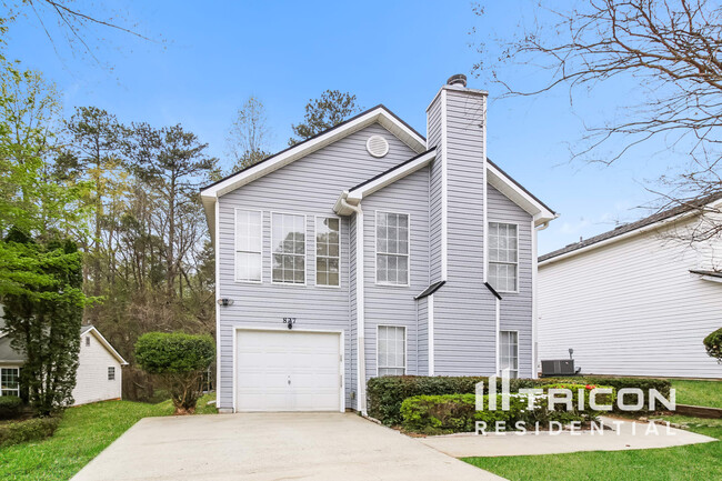 827 Tradd Ct