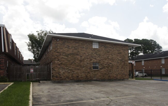 Donmoor Ave Apartments in Baton Rouge, LA - Foto de edificio - Building Photo