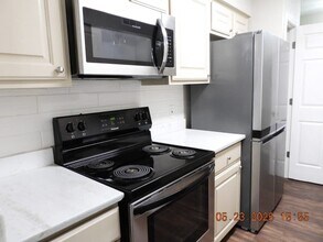 7252 Mansions Dr in Corpus Christi, TX - Building Photo - Building Photo