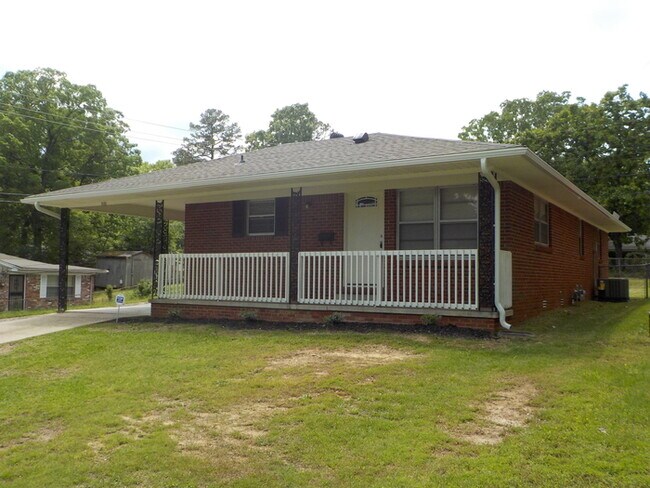 property at 900 N Hughes St
