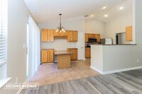 1025 Riverclift Dr photo'