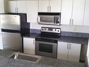 455 NE 25th St in Miami, FL - Building Photo - Building Photo