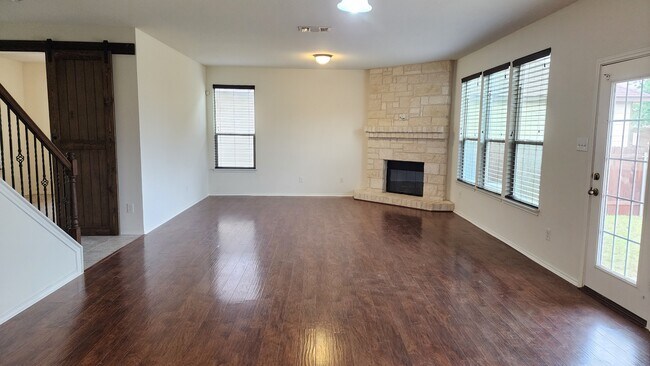 1109 Strickling Dr in Pflugerville, TX - Building Photo - Building Photo
