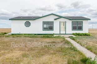 1556 Rd 140 in Hillsdale, WY - Building Photo