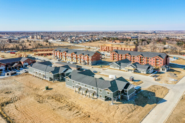 8801 Holdrege St in Lincoln, NE - Building Photo - Building Photo