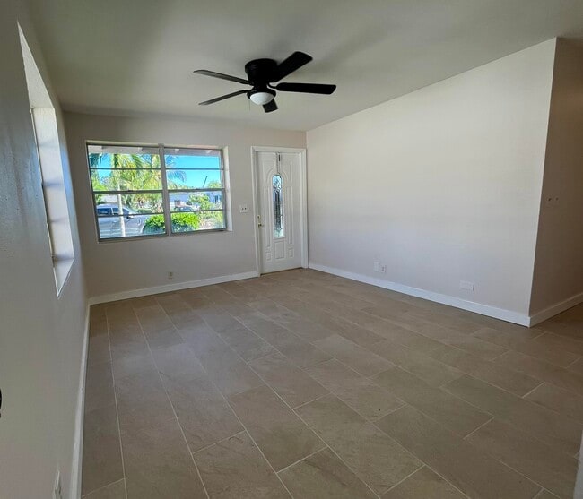 725 W 9th St in West Palm Beach, FL - Building Photo - Building Photo