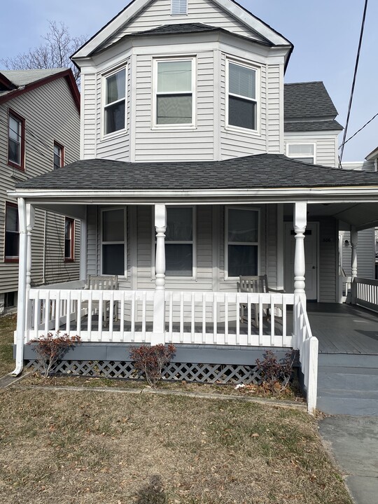 506 1/2 Park Place Ave, Unit 2 in Bradley Beach, NJ - Foto de edificio