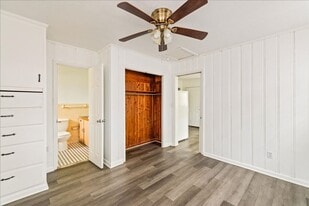 1862 W Pensacola St in Tallahassee, FL - Building Photo