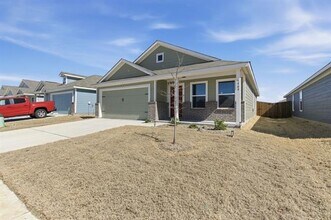 5909 Cherry Holw Wy in Princeton, TX - Building Photo - Building Photo