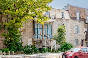 3038 Saint-Antoine Rue O in Montréal, QC - Building Photo