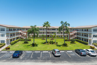 9 Fanshaw A in Boca Raton, FL - Building Photo - Building Photo