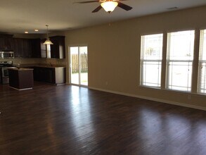 173 Magnolia Dr in Pooler, GA - Building Photo - Building Photo