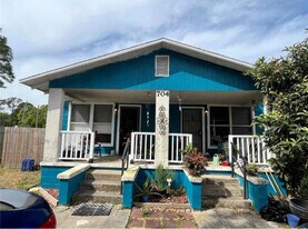 704 Tennessee St, Unit 1 in Daytona Beach, FL - Building Photo