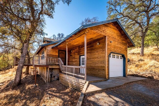property at 14625 McElroy Rd