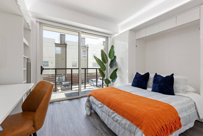 12607 Larchmere Blvd in Cleveland, OH - Building Photo - Building Photo