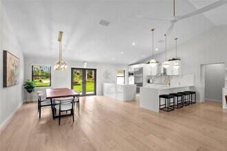 8611 Gullane Ct in West Palm Beach, FL - Building Photo - Building Photo