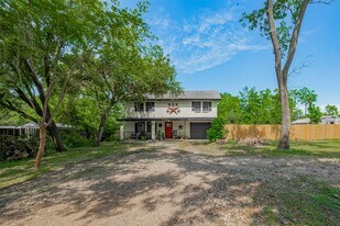 5514 Avenue M in Santa Fe, TX - Building Photo