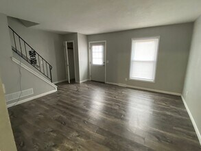 5428 N Division St in Davenport, IA - Building Photo - Building Photo