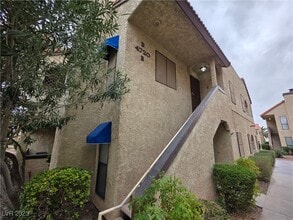4720 O'Bannon Dr in Las Vegas, NV - Building Photo - Building Photo
