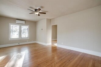 310 E 16th St in Joshua, TX - Building Photo - Building Photo