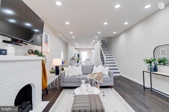 442 N Linwood Ave in Baltimore, MD - Building Photo - Building Photo