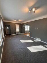 5247 Geneva Ave N in Oakdale, MN - Building Photo - Building Photo