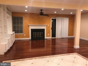 10354 College Square in Columbia, MD - Building Photo - Building Photo