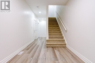 7497 Marvel Dr in Niagara Falls, ON - Building Photo - Building Photo