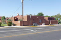 1630 Dr Martin Luther King Jr Ave NE in Albuquerque, NM - Foto de edificio - Building Photo