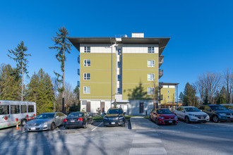 Derby Manor in Burnaby, BC - Building Photo - Building Photo