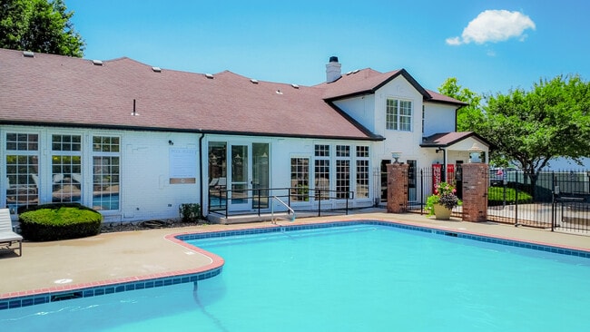 The Louis Overland Park